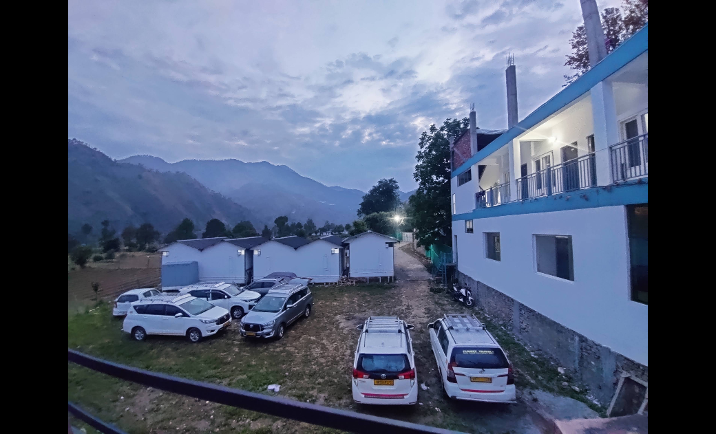 Best view of Friendship inn hotel & resorts hotel room, amenities, and facilities