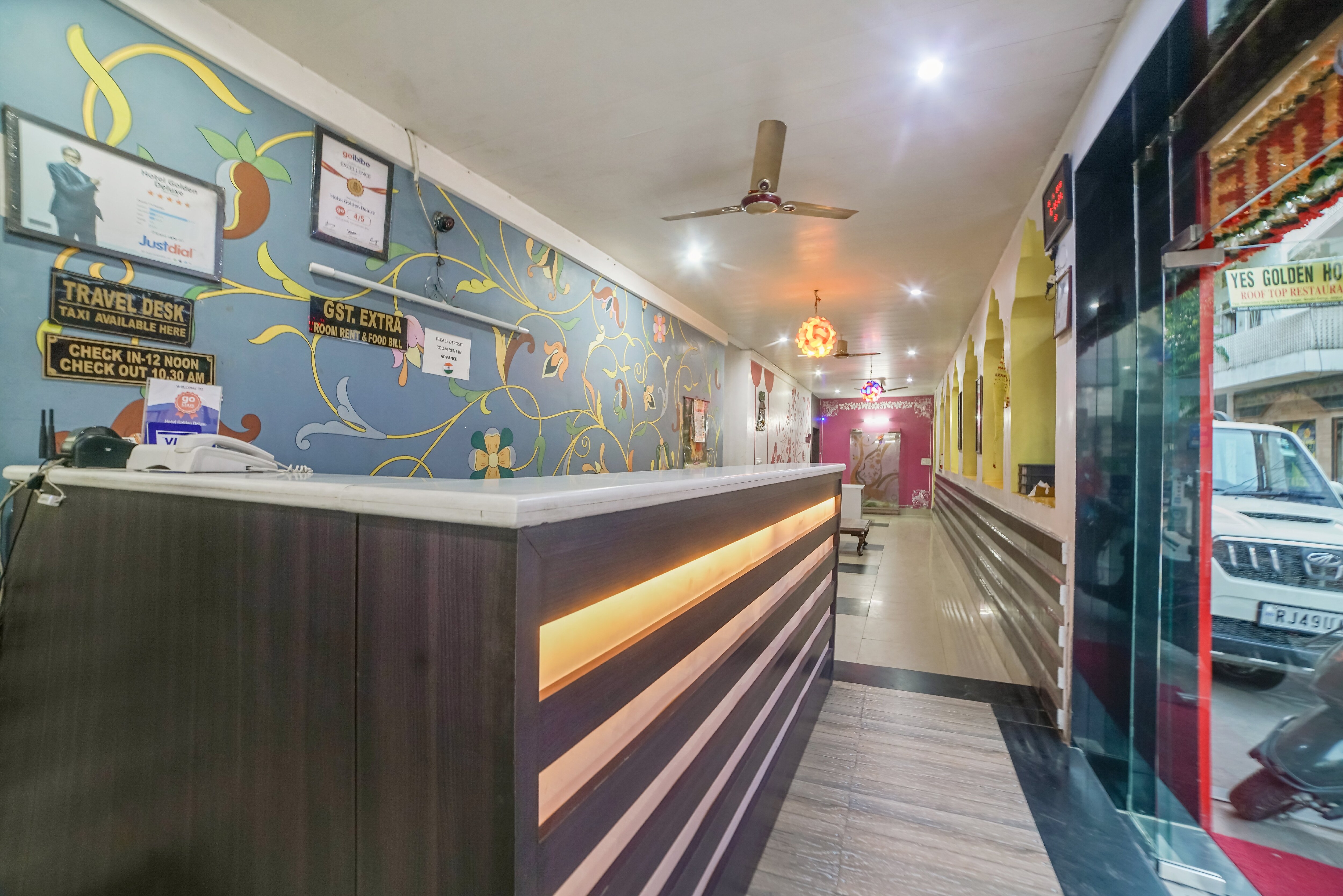 Best view of Hotel Golden Deluxe hotel room, amenities, and facilities