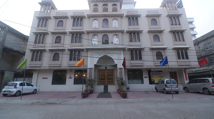 Best view of Hotel Maru Casa hotel room, amenities, and facilities