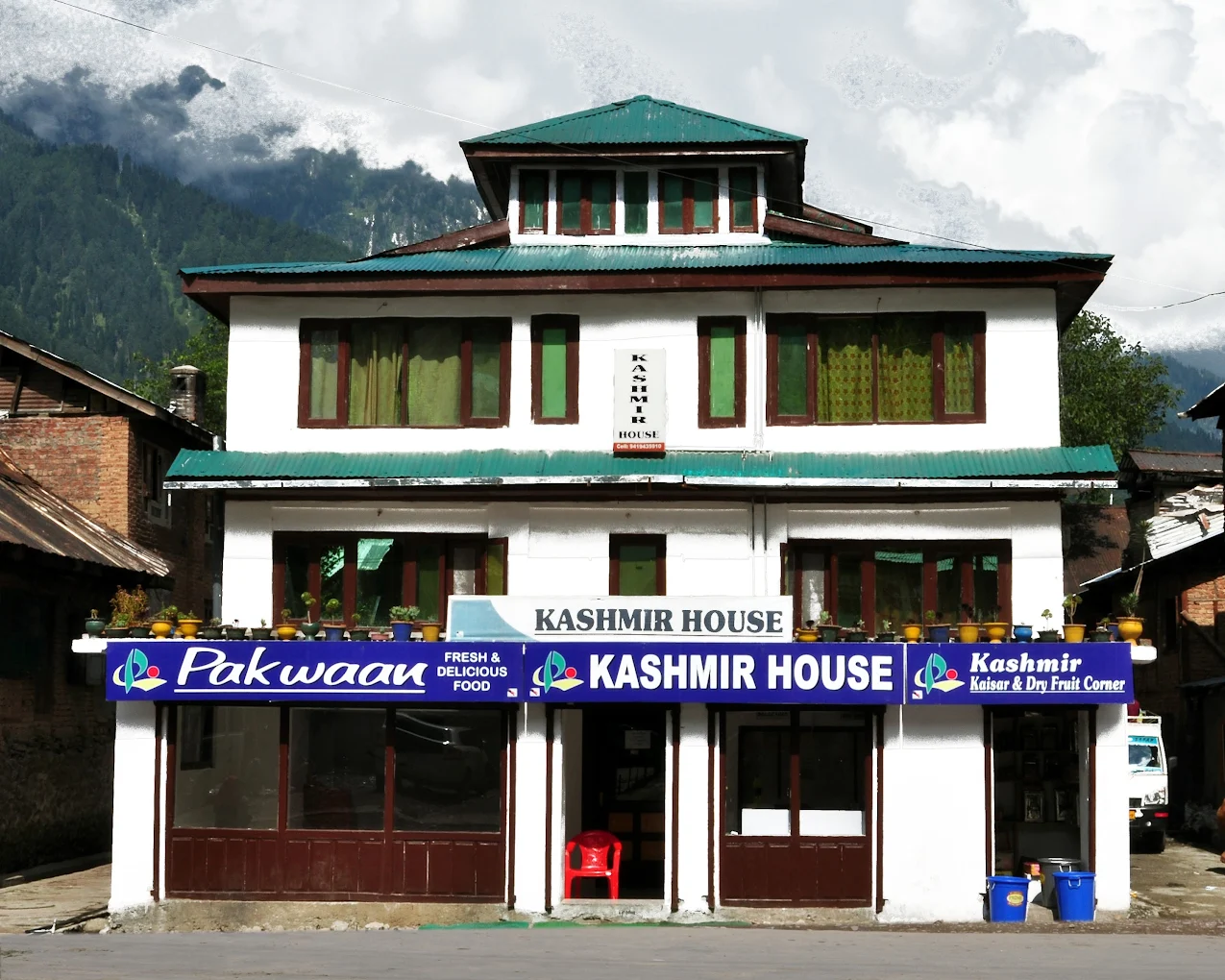 Best view of Kashmir House Pahalgam hotel room, amenities, and facilities