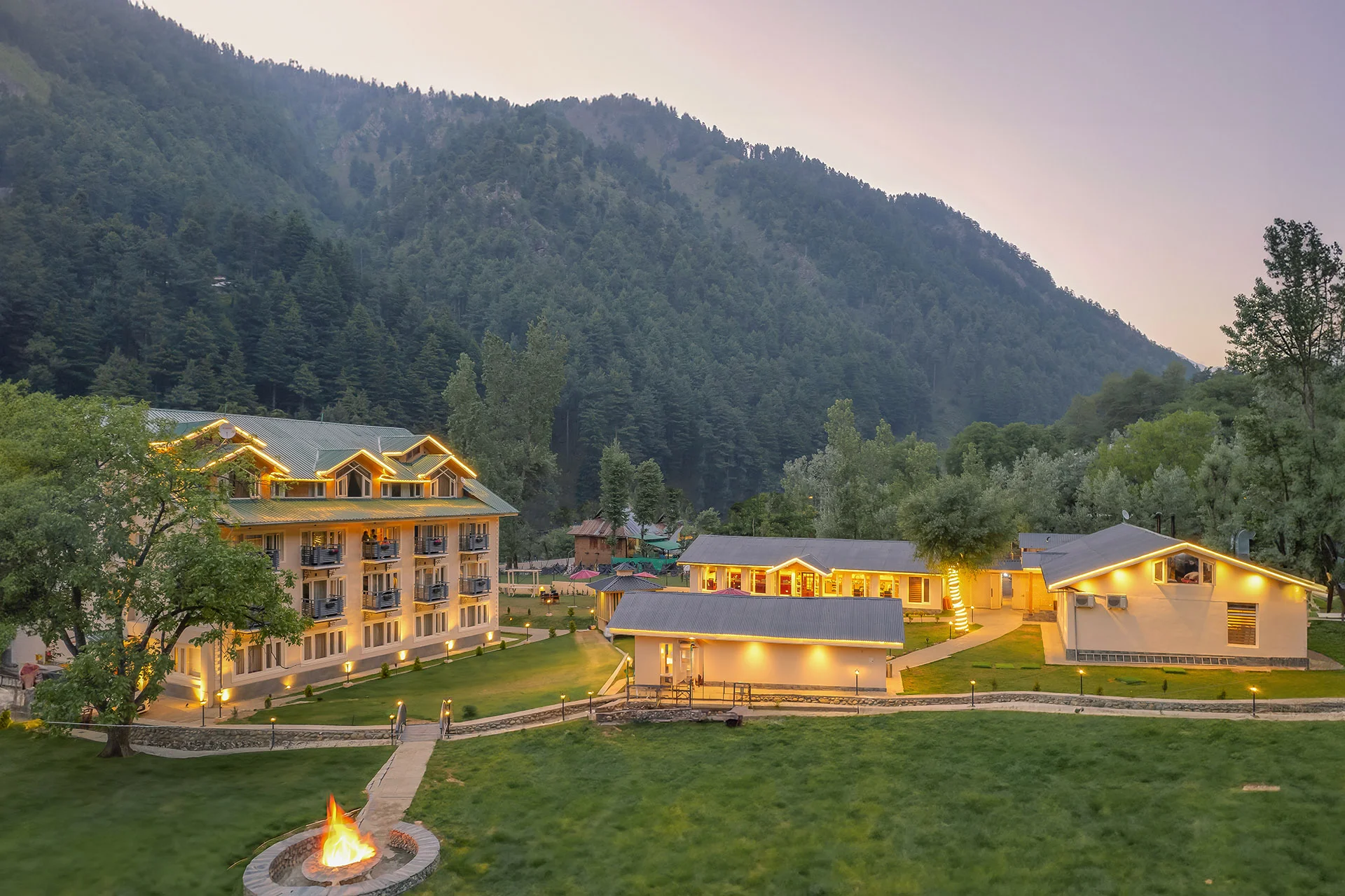 Hotel Himalaya Discover Resort Hotel Image