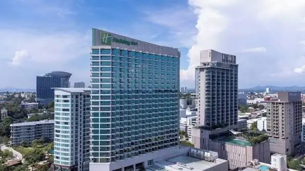 Holiday Inn Pattaya by IHG Beachfront Hotel in Thailand
