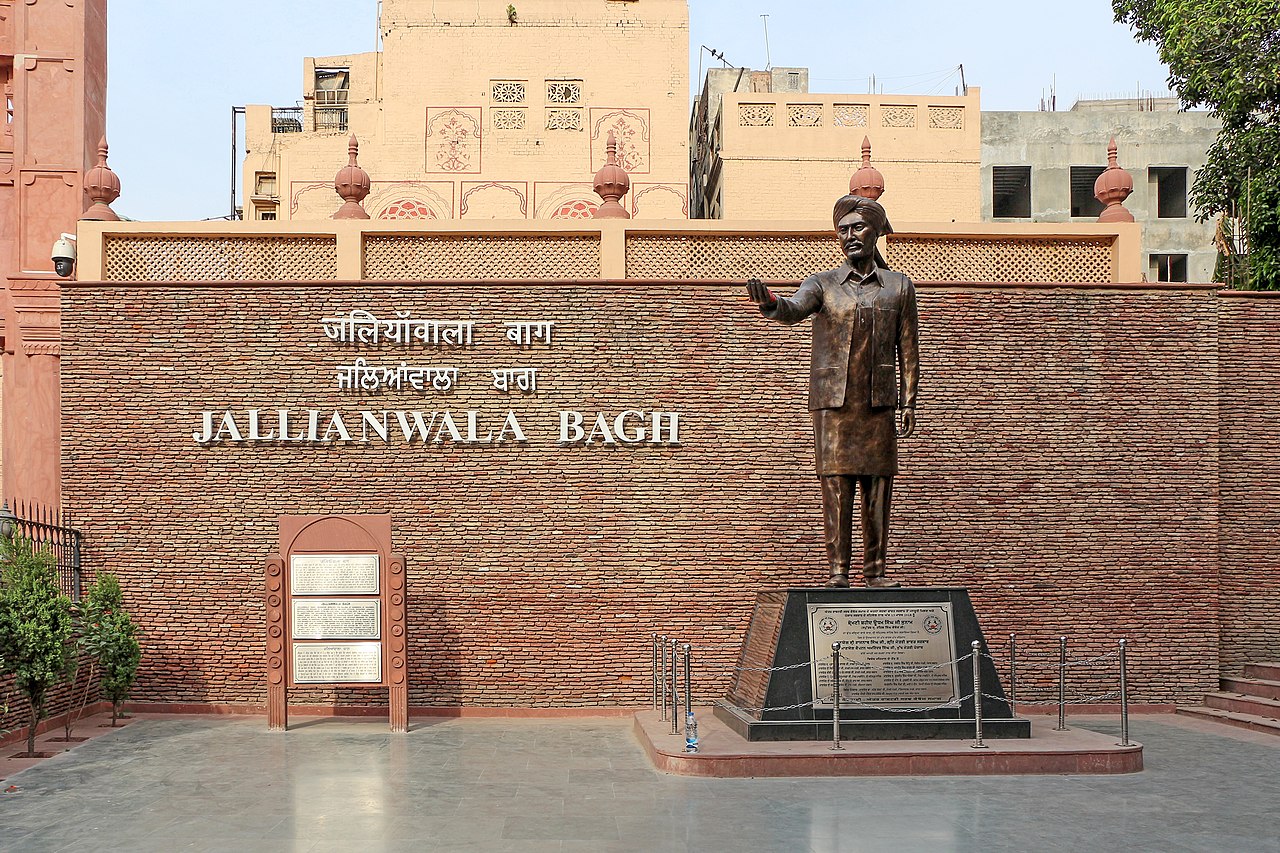 Day 2: Jallianwala Bagh, Wagah Border, and Gobindgarh Fort