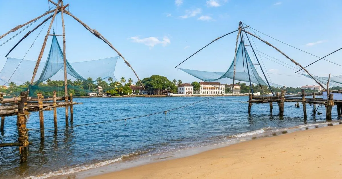 Day 4: Alleppey – Cochin Departure