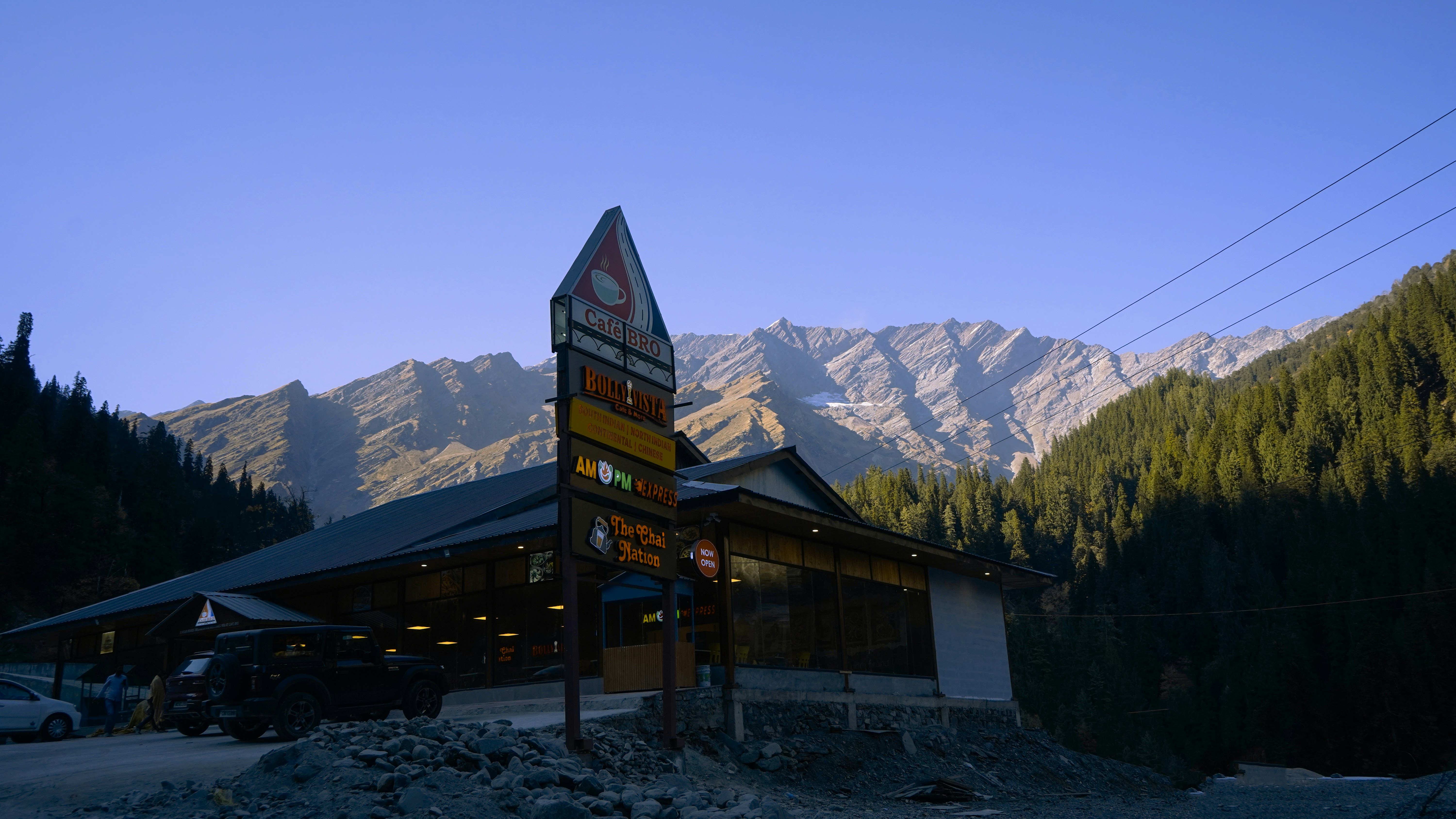 Weekend trip to Manali from Delhi mountain view