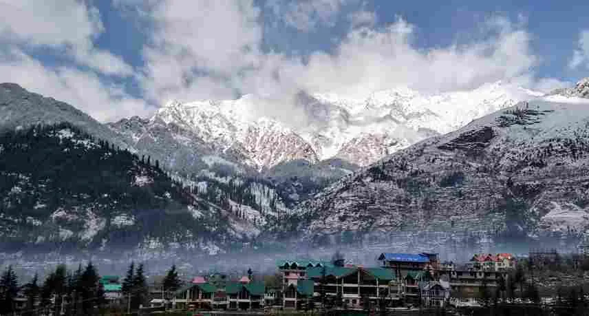 Affordable Manali tour package from Delhi