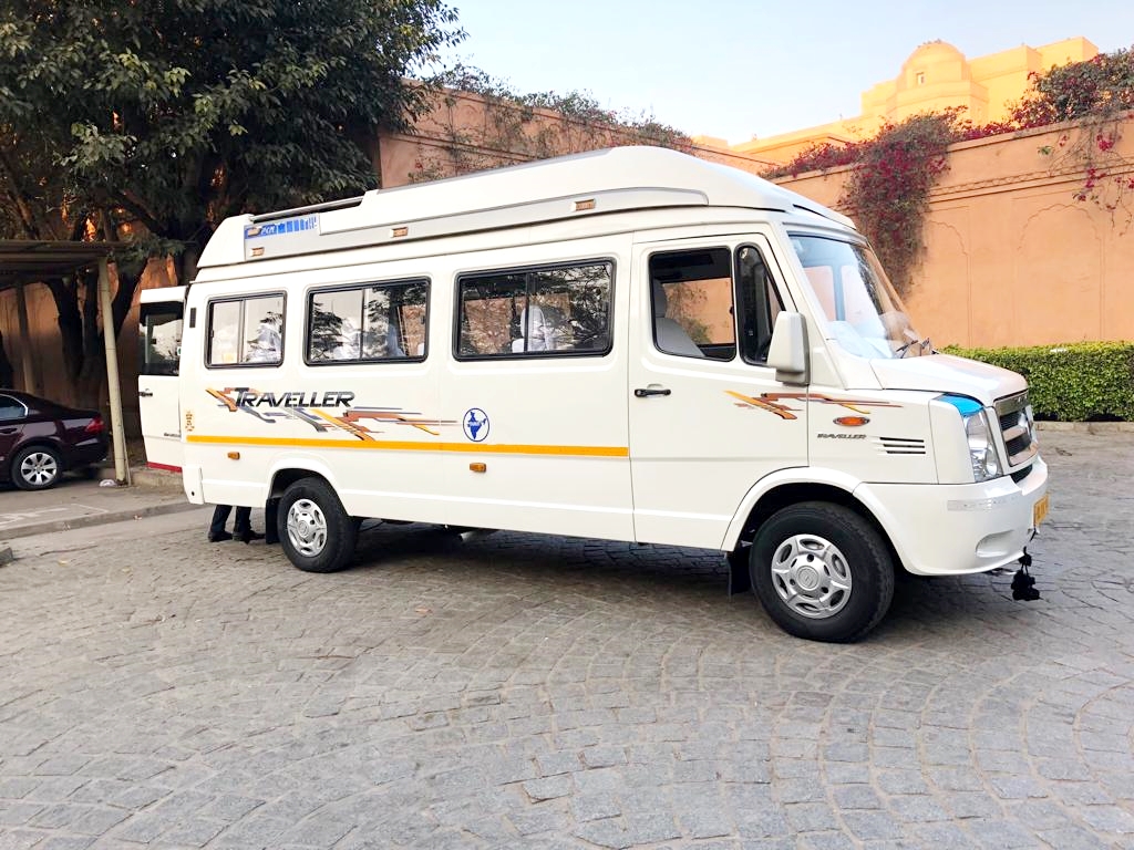 26 seater tempo traveller on rent in delhi